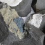 Steinbruch Minderberg bei Linz: Phillipsit, Zeolith  auf alkalischem Grundgestein  